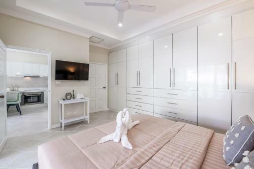 Majestic Residence Pool Villas Private Beach Pattaya