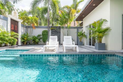 Majestic Residence Pool Villas Private Beach Pattaya