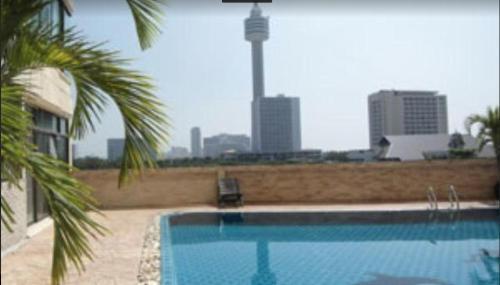 Thep Thip Mansion F5 R5003