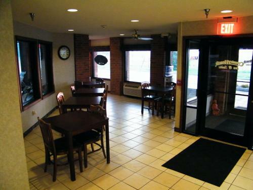 Hotel Country Hearth Inn & Suites - Mexico