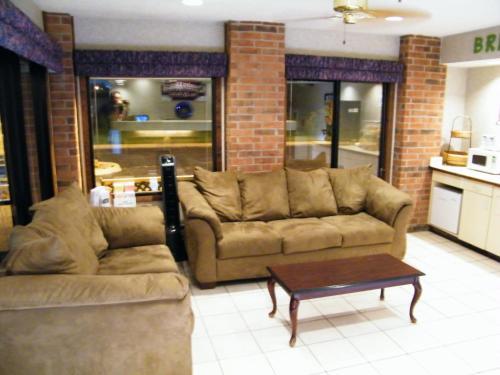 Hotel Country Hearth Inn & Suites - Mexico