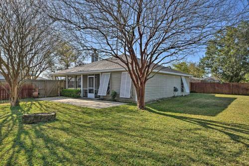 Gulf Breeze Retreat Less Than 4 Mi To Beach Access!
