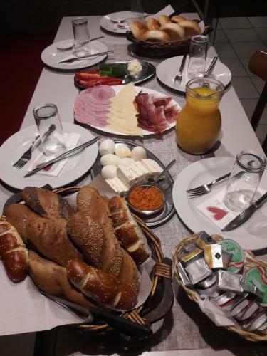 Hostal Makss