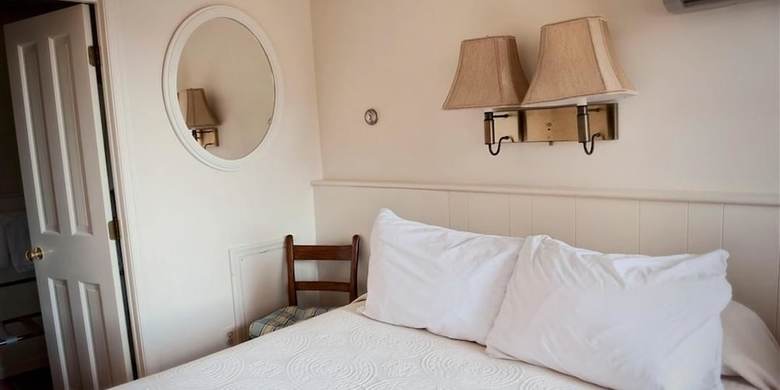 Bed & Breakfast Frederick House