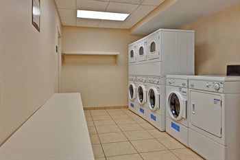 Hotel Staybridge Suites Buffalo-airport