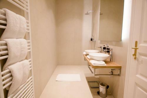 The Flats Apartments - Opera | Contactless Check-in