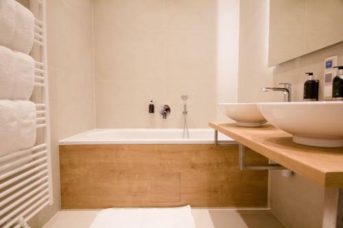 The Flats Apartments - Opera | Contactless Check-in