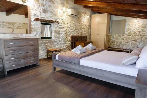 Villa Duente Pirgoy Village