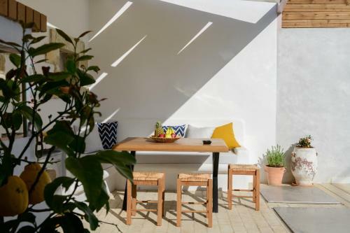 Villa Chrisanthi Elegant Home