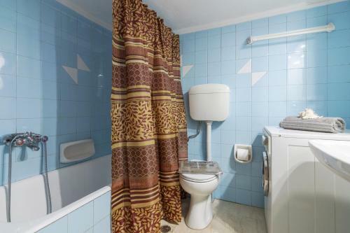 2 Bedroom Apartment Next To Marina Zeas