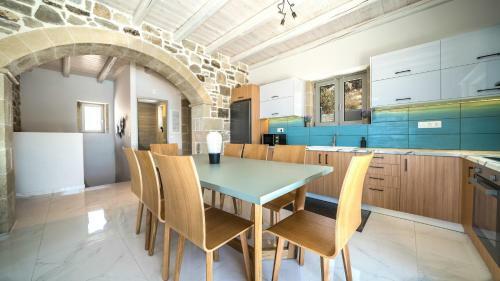 Nafsika Xenia Luxury Villas