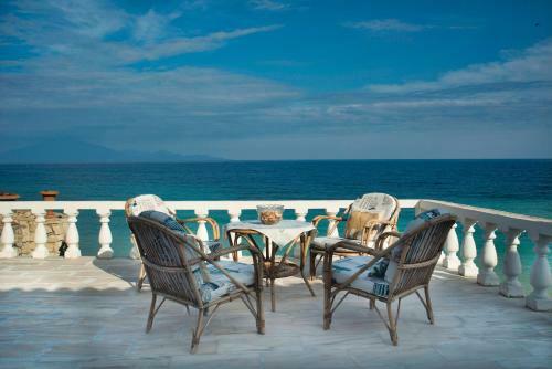 Casa Del Mar