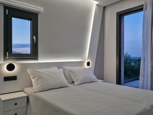 Kapodistria Luxury Villa