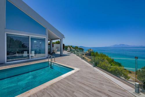 Luxury Villa Cavo Mare Meltemi With Private Pool & Jacuzzi