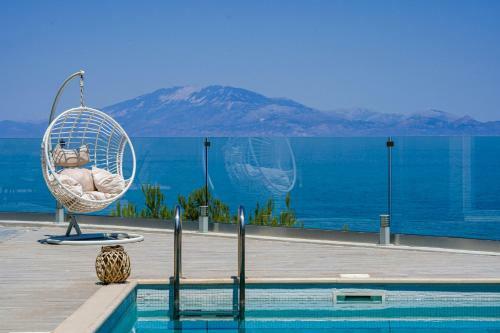 Luxury Villa Cavo Mare Meltemi With Private Pool & Jacuzzi