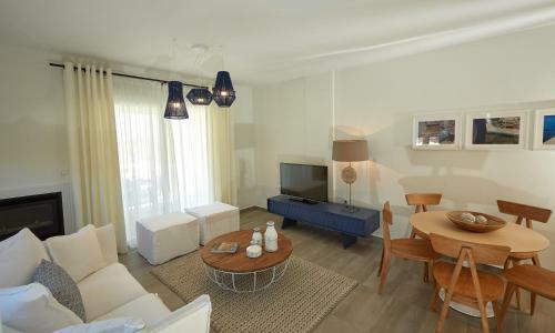 Villa Olivia Sports And Sea