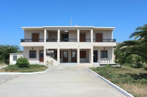 Vakis Apartments