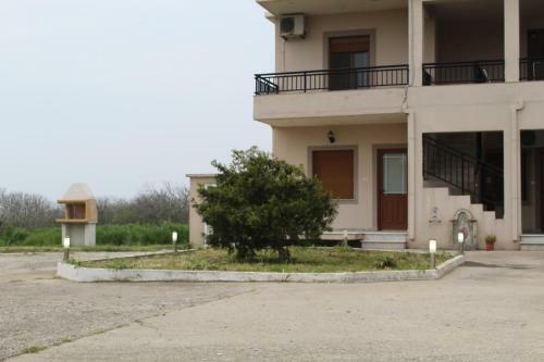 Vakis Apartments 2