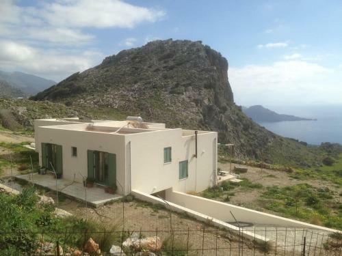 Rocky Mountain Way - Off The Cretan Track