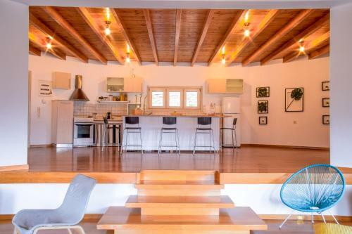 Anastasis Luxury Villa Andros With Heated Pool