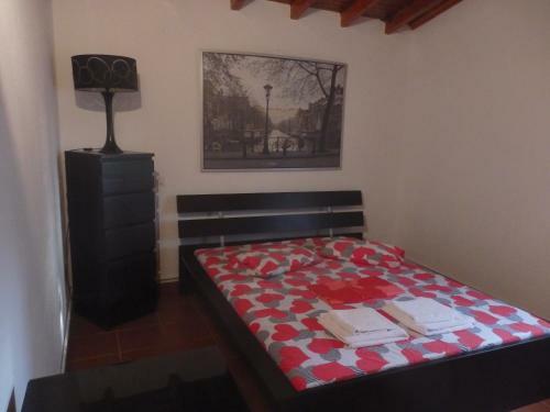 Andronikis House