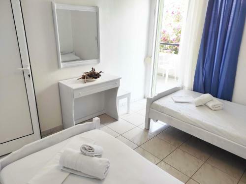 Apartment In Skala Fourkas,100m From The Beach