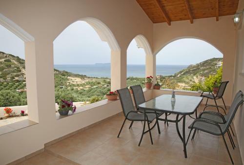 Villa Anna's Family House