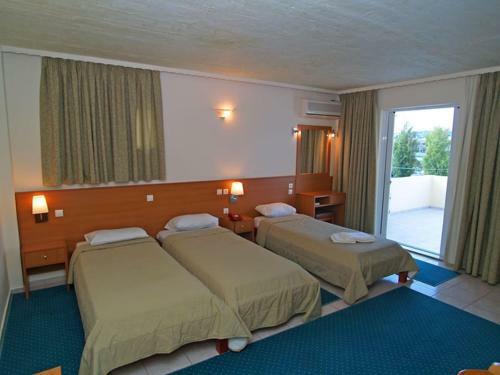 Hotel Flisvos