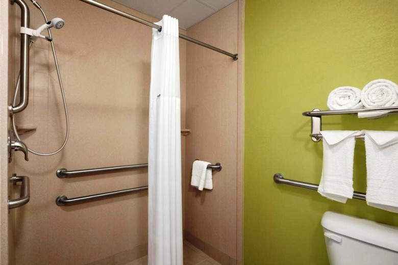 Hotel Days Inn And Suites Glenmont/albany