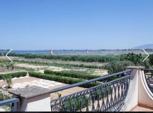 Apartamento Di Fronte L'isola Di Mothya
