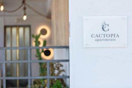 Cactopia Apartments - Euphorbia Milii Apartment