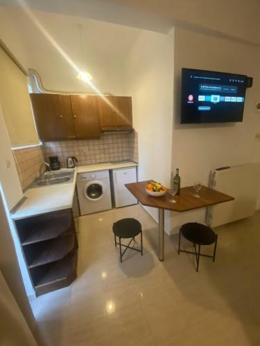 Le Chris Central Apartments