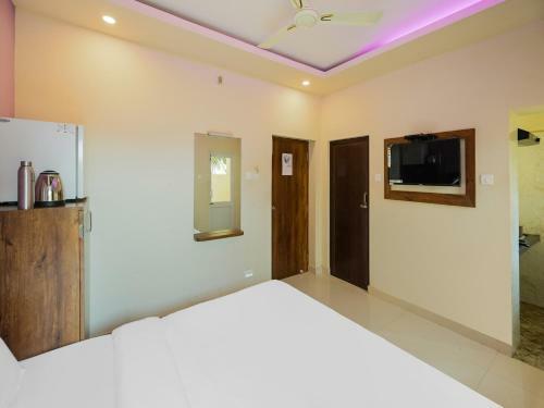 Collection O 87472 Greenland Luxury Hotel