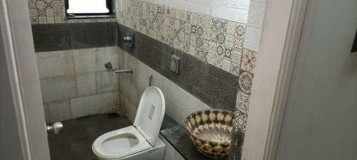 Female Hostel & Pg