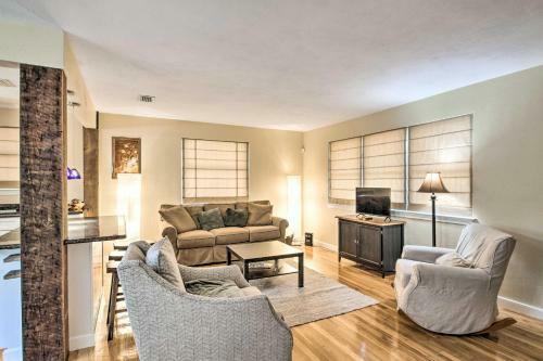 Cozy Pensacola Home With Yard 3 Mi To Downtown