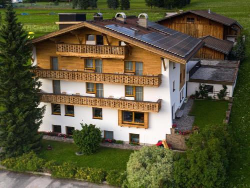 Delightful Apartment In Ehrwald With Garden And Barbecue