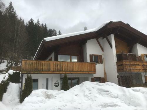 Chalet La Bosch, 7-persoons Luxe Eigen Woning Met Priv�tuin