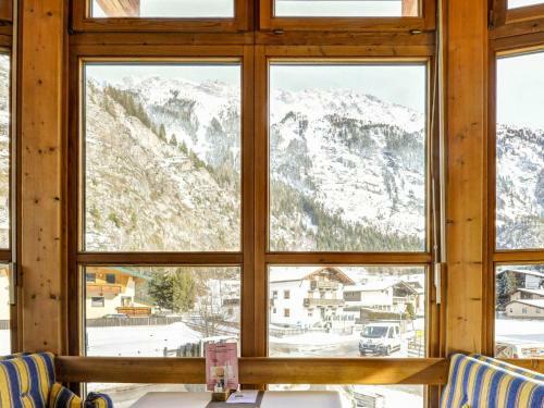 Modern Apartment In L�ngenfeld Near Ski Area