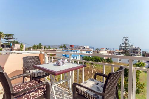 Christine Seaside Apartments In Chania