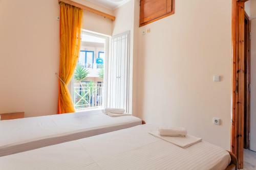 Christine Seaside Apartments In Chania