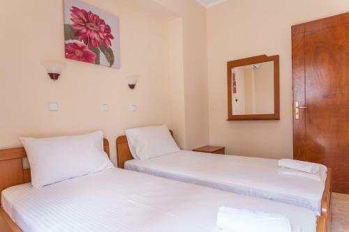 Christine Seaside Apartments In Chania
