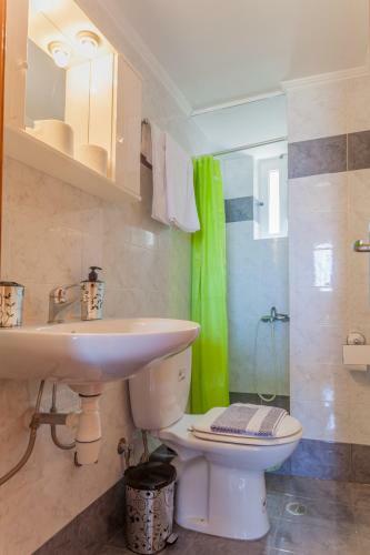 Christine Seaside Apartments In Chania