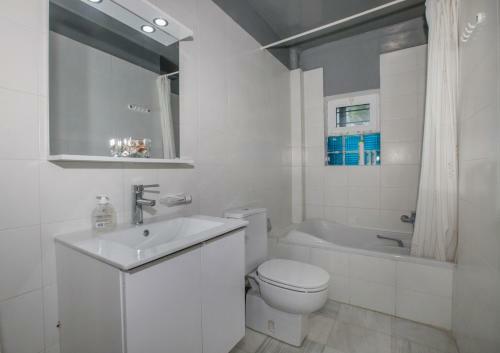 Villa Dream View In Theologos By Ghh