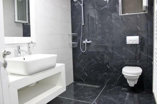 Minas New Apartment 2mins Walking From Stoupa Beach