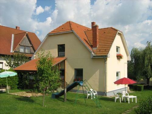 Apartamento Balatoni Ny�r Vend�gh�z