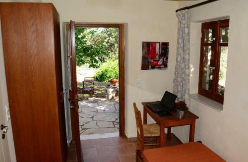 Homeberry Traditional Stone House In Tiros