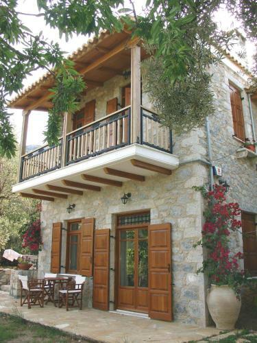 Homeberry Traditional Stone House In Tiros