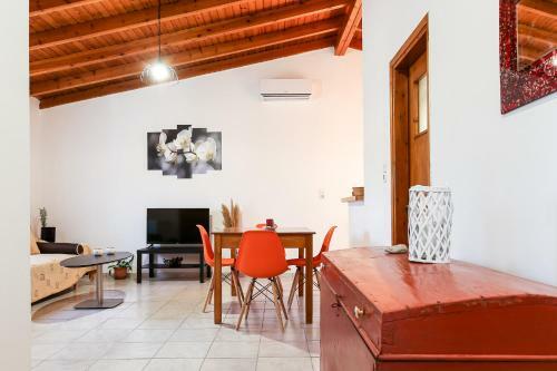 Apartamento Comfortable House In Quiet Area In Chania