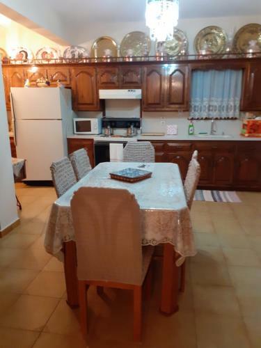 Aperi Village House