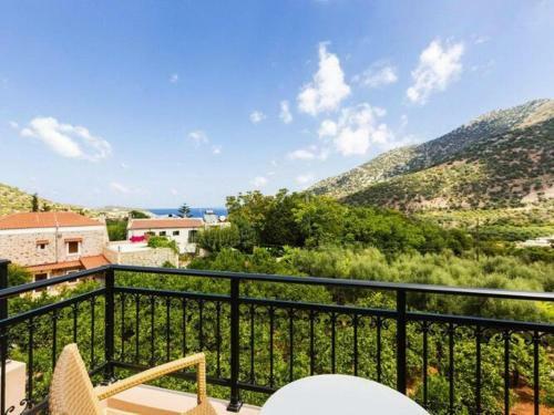 Apartment In Holiday Complex In Vlichada With Parking Space
